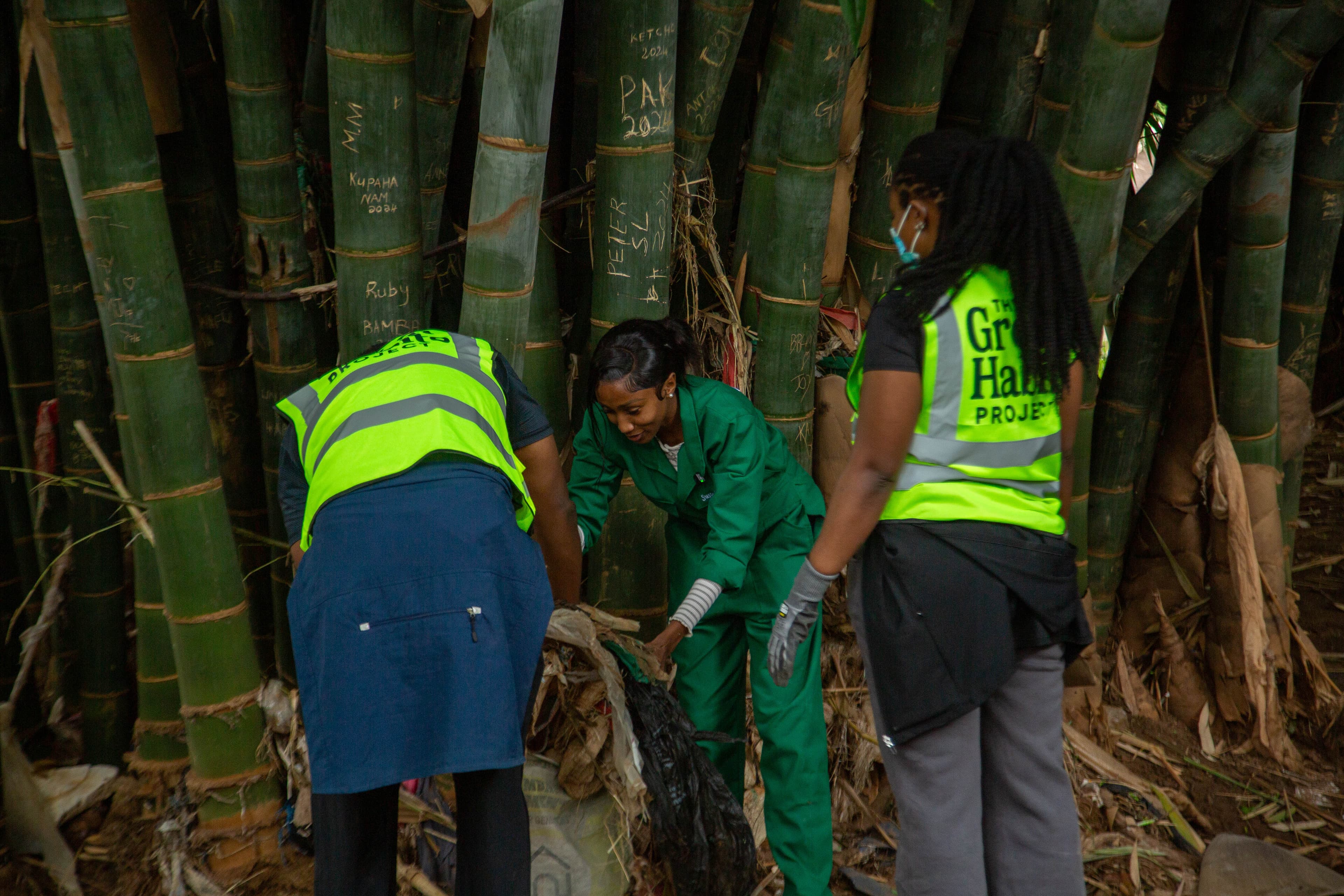 Community fieldwork cleanup in Nairobi, Kenya